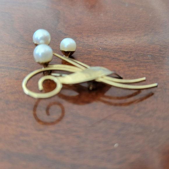 Vintage Valenza 1/20-12k Gold Filled Cultured Pearls Brooch Pin Flower Leaf - Picture 3 of 6